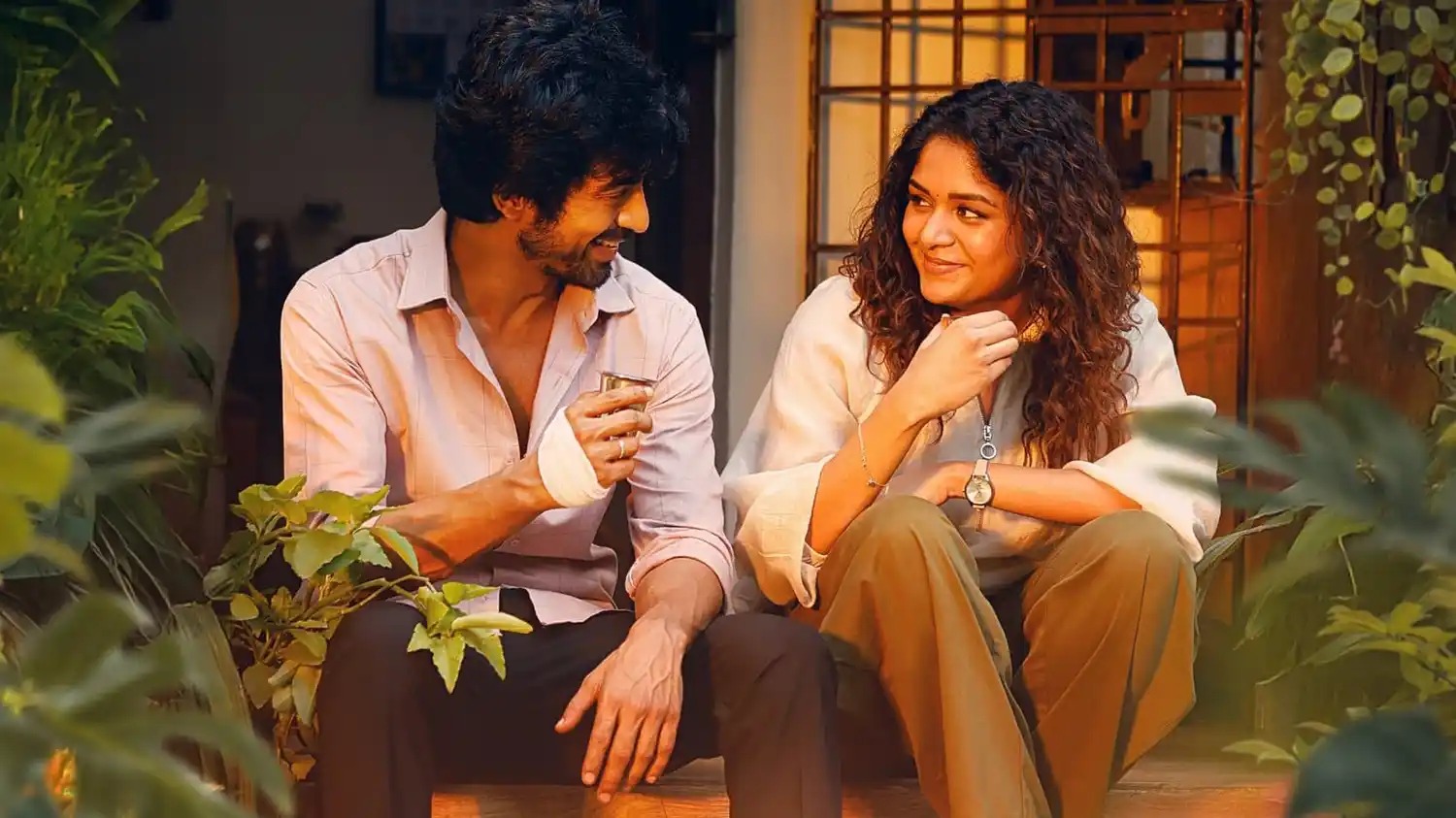 Once More Tamil Movie is the best romantic movir for tamil fans